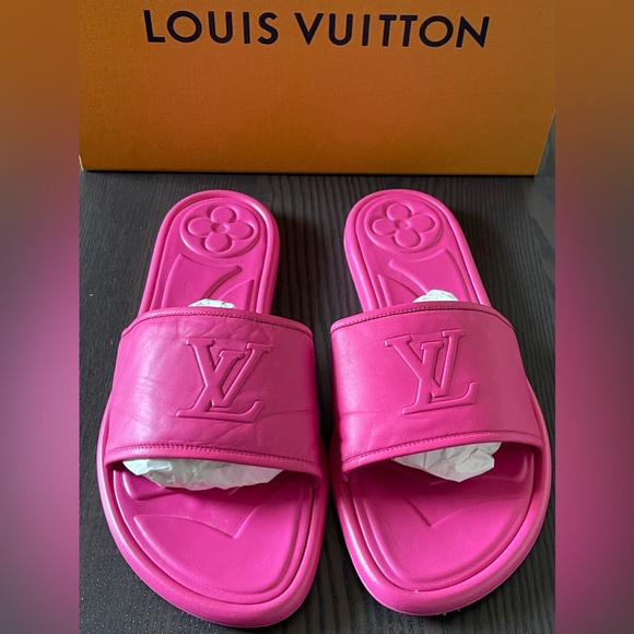 COPY - AUTHENTIC LOUIS VUITTON PINK MULES/FLATS - Picture 1 of 3